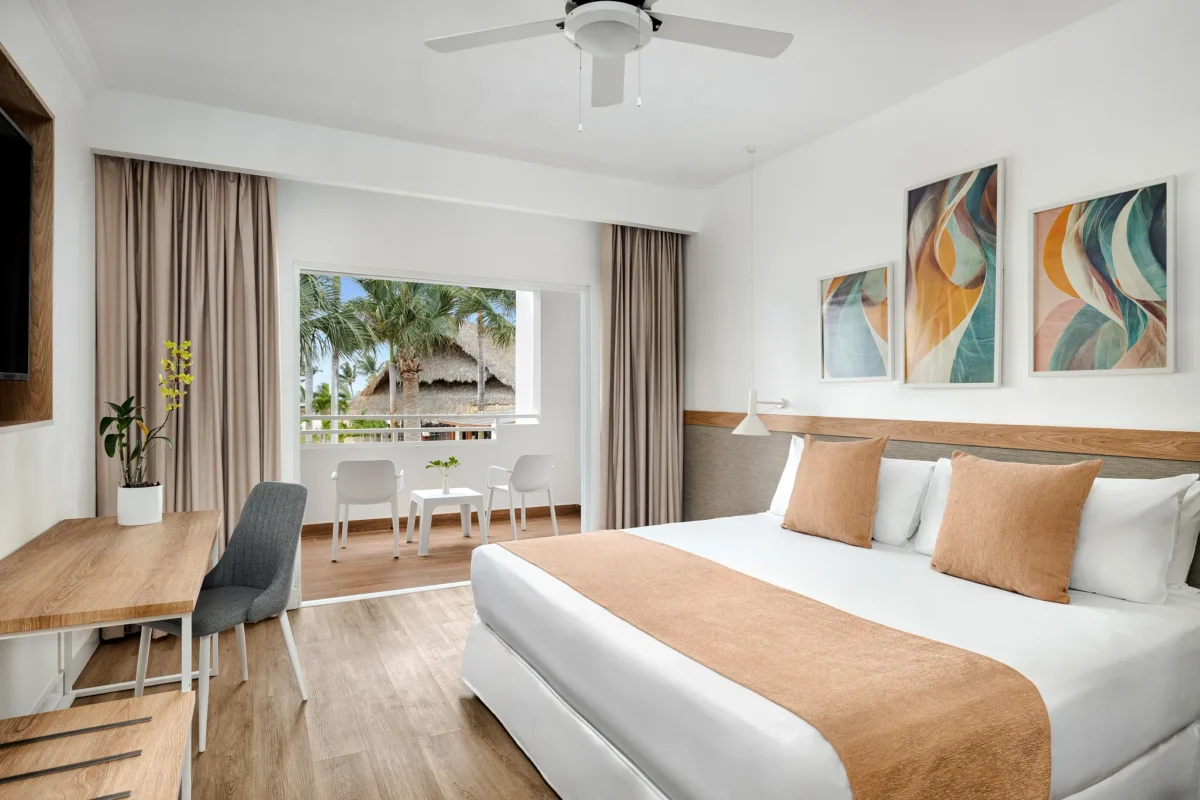 Deluxe Tropical View king room with private balcony and garden view at Sunscape Dominicus La Romana.