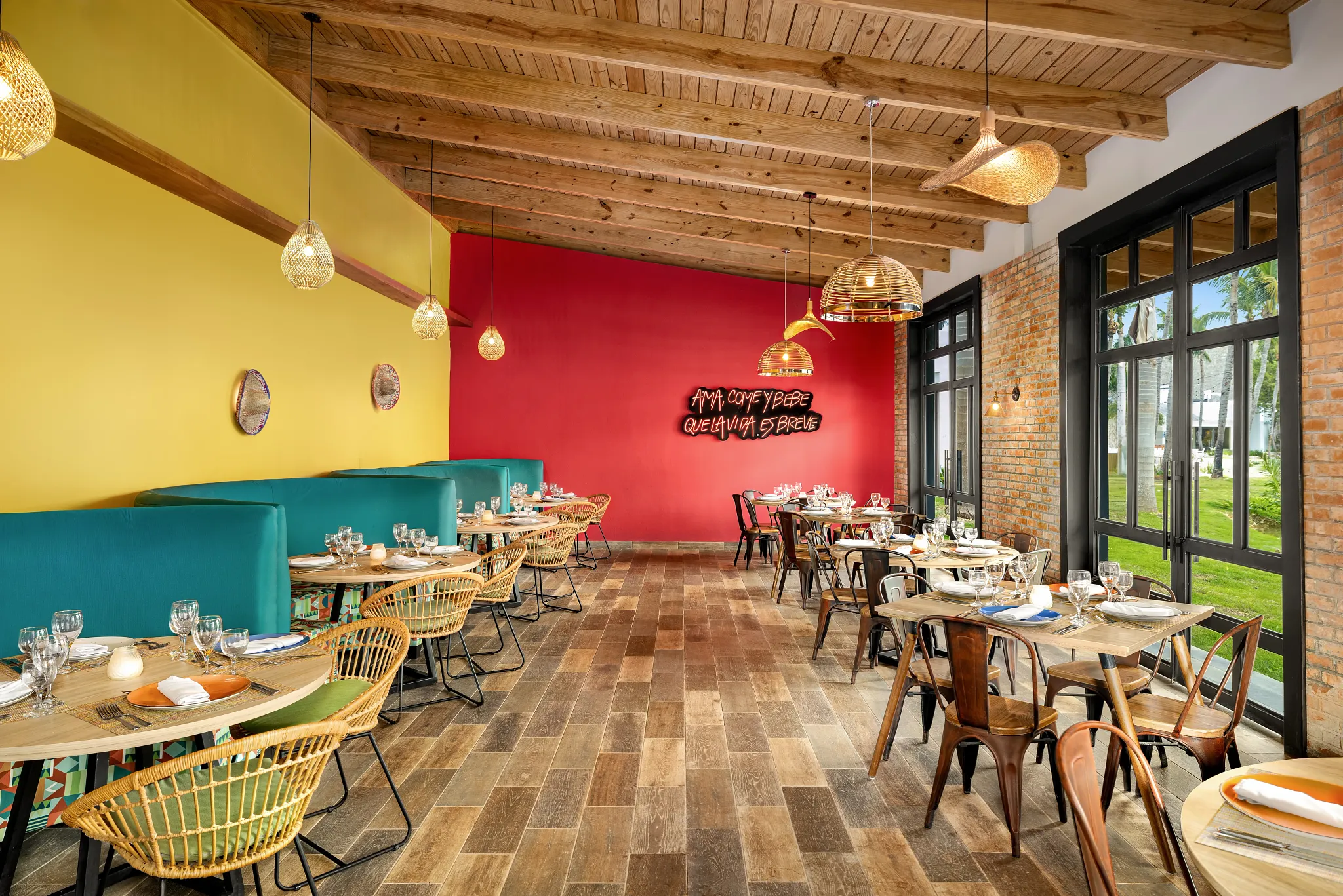 Tiki Taco at Sunscape Dominicus La Romana featuring a casual outdoor eatery with tacos, Mexican street food, and a fun tropical vibe.